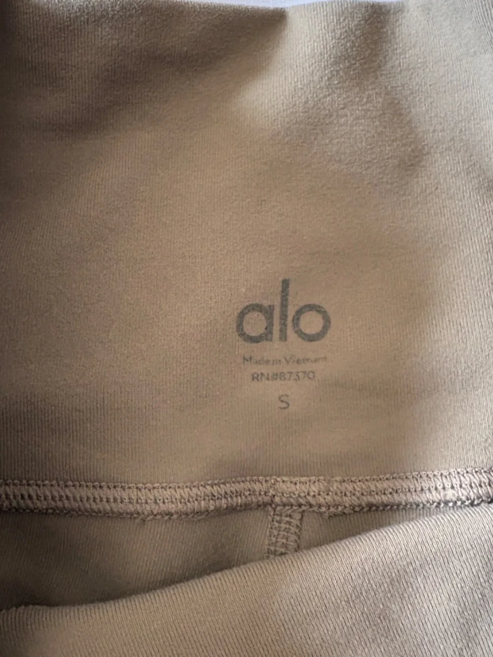 ALO Yoga Olive Green Leggings & Sports Bra Set